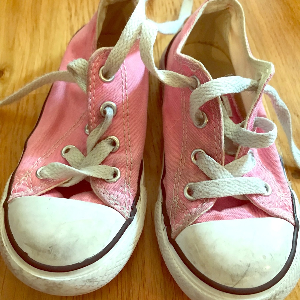 Pink converse gym shoes size 8